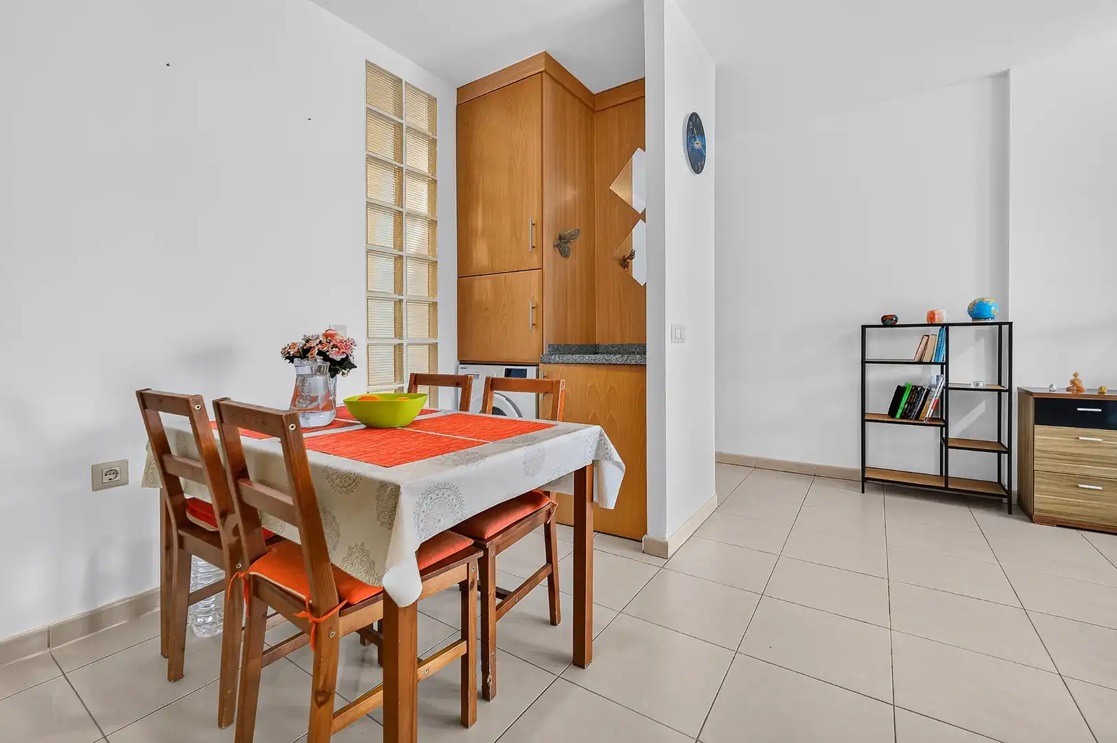 Comedor de Piso en venta en Arona con Amueblado, Horno y Lavadora