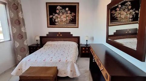 Foto 3 de Habitació a Calle Melilla, 25, Puerto de Estepona, Estepona
