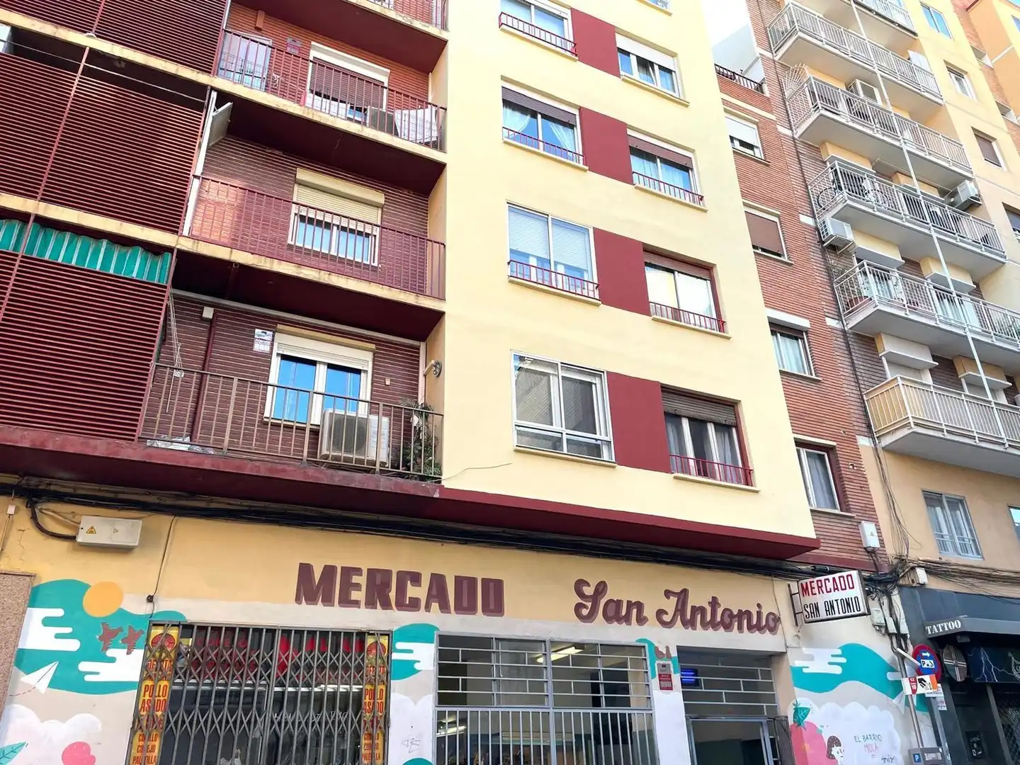 Vista exterior de Local en venta en Zaragoza