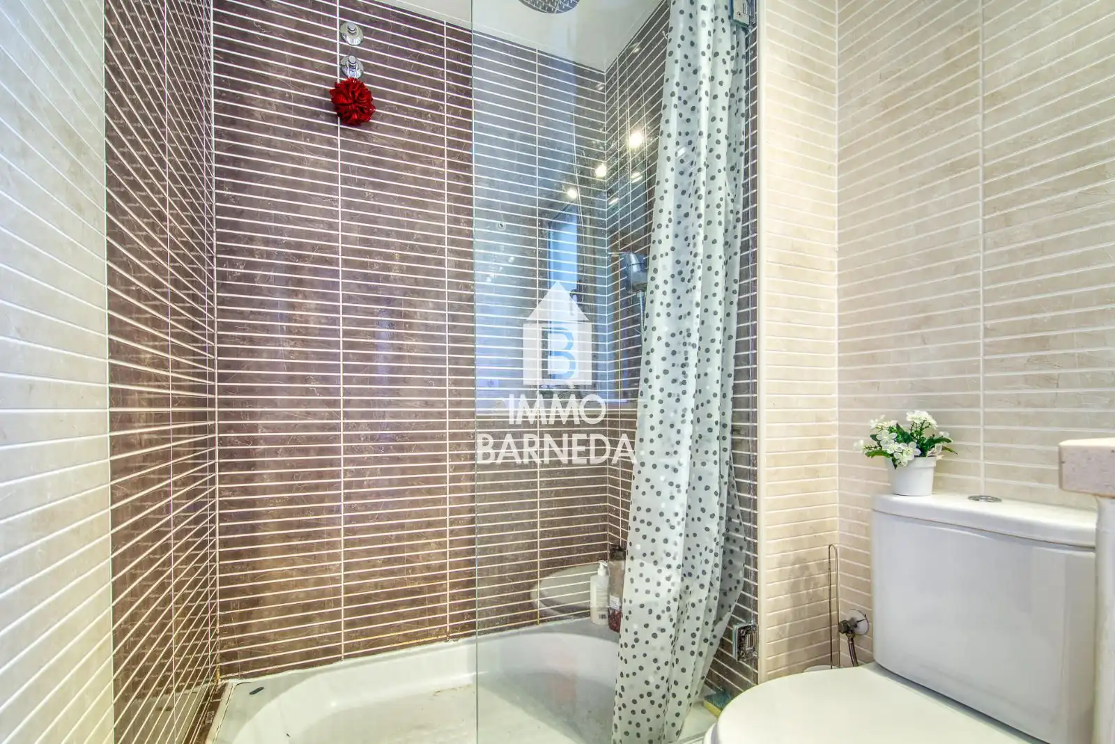 Bathroom of Flat for sale in Roses  with Air Conditioner, Heating and Terrace