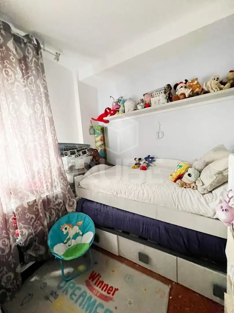Schlafzimmer von Erdgeschoss zum Verkauf in Antequera mit Klimaanlage