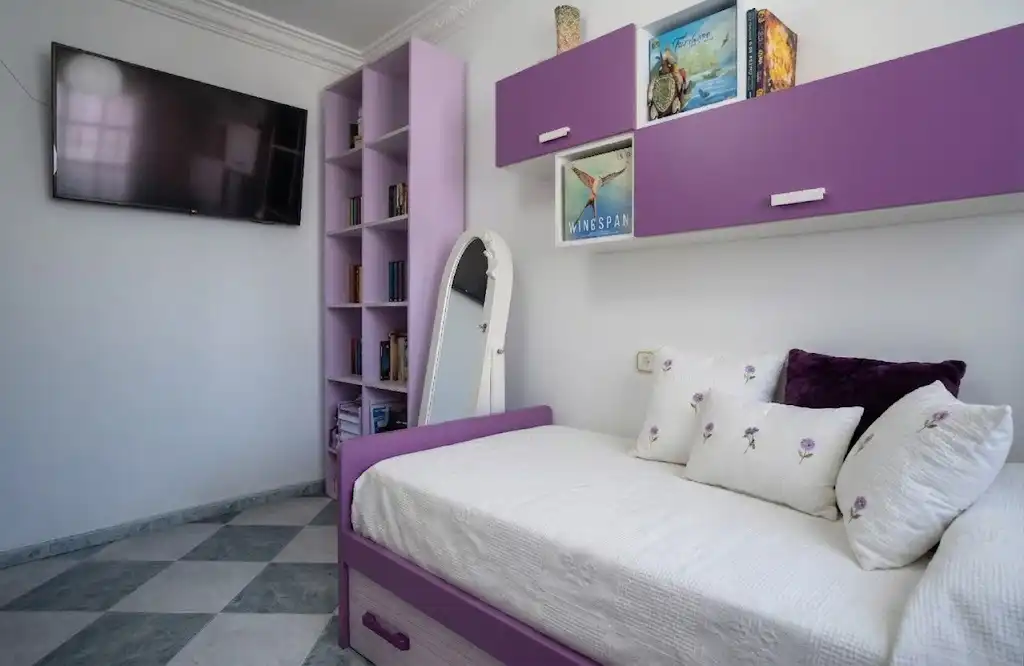 Habitación de Casa adosada en venta en Alcalá del Río con Aire acondicionado, Calefacción y Amueblado
