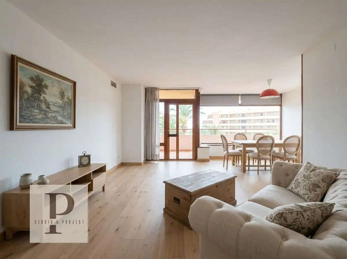 Sala de estar de Piso en venta en Torremolinos con Calefacción, Terraza y Amueblado