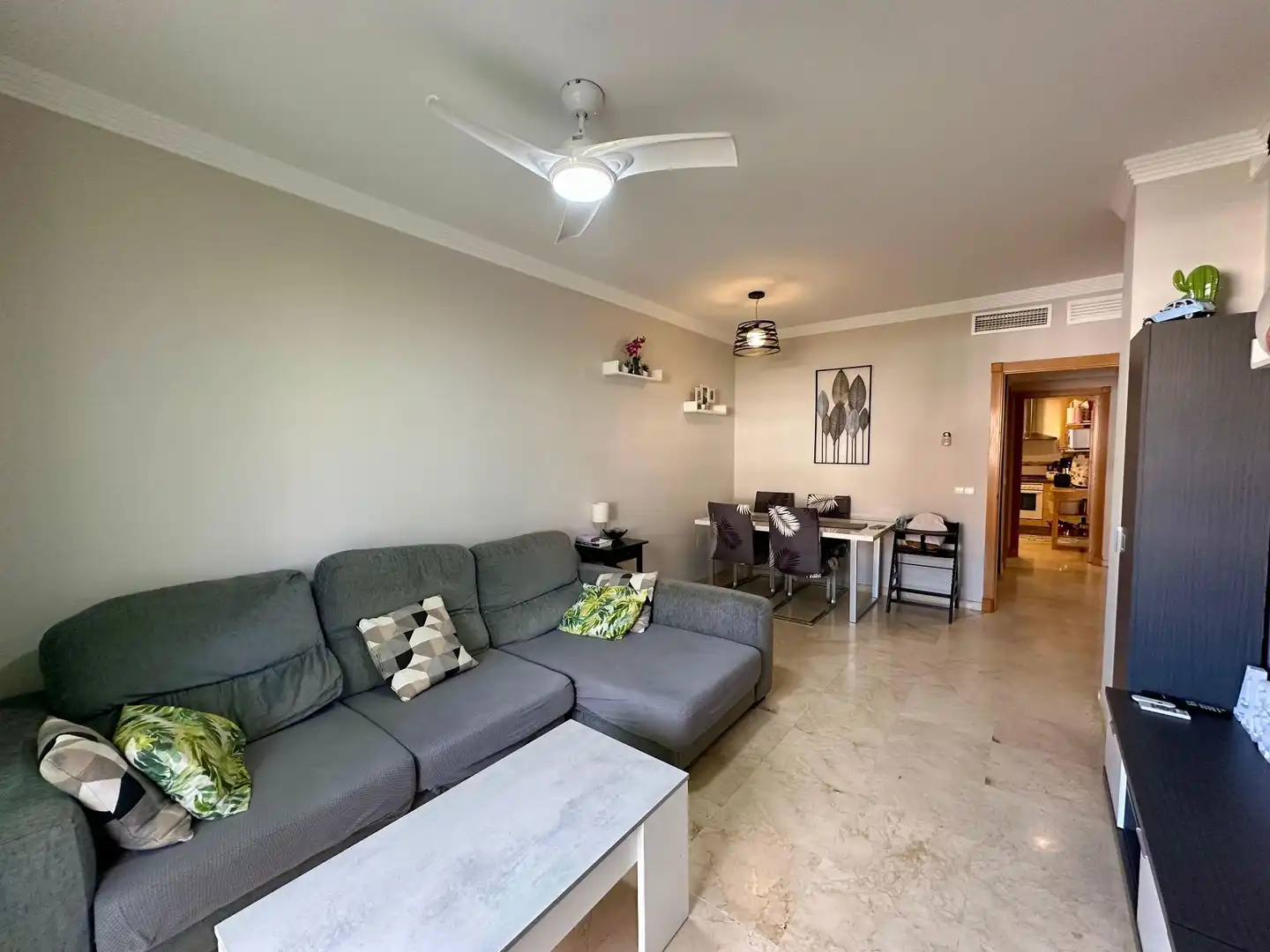 Wohnzimmer von Wohnungen zum Verkauf in Benalmádena mit Klimaanlage, Heizung und Terrasse