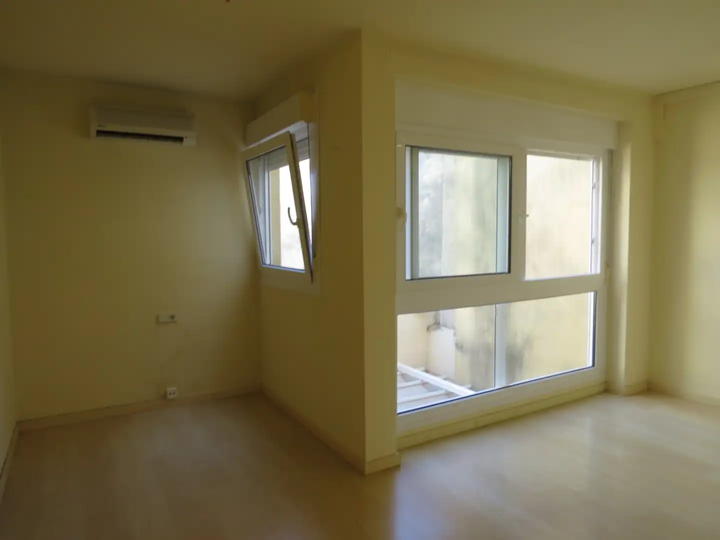 Habitación de Apartamento en venta en Sant Andreu de Llavaneres con Aire acondicionado, Calefacción y Parquet