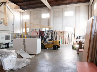 Nau industrial en venda a Carrer GRAN BRETANYA