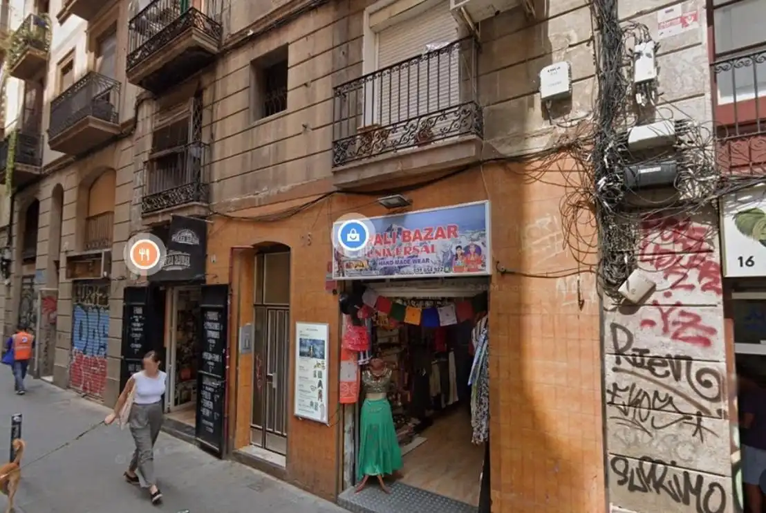 Piso en venta en Barcelona con Balcón