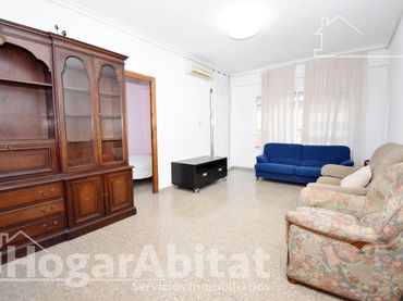 Piso con balcón en venta en Calle SANT JERONI