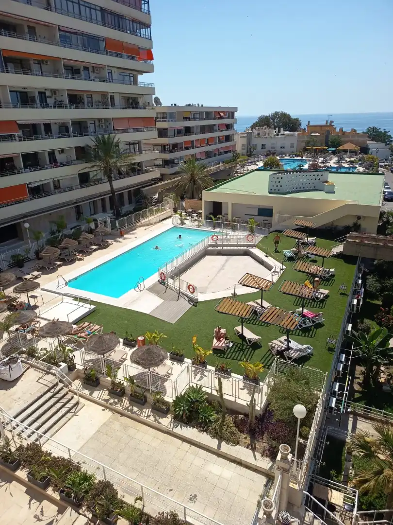 Apartament amb piscina en venda a El Bajondillo, imagen 3