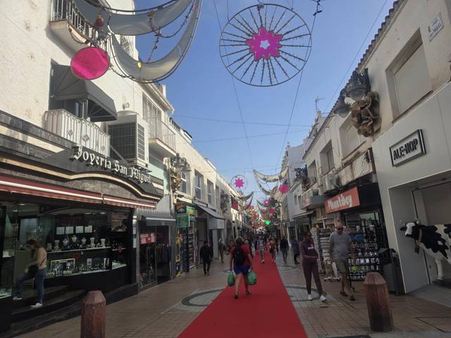 Local comercial en Alquiler en Manantiales - Estación de Autobuses