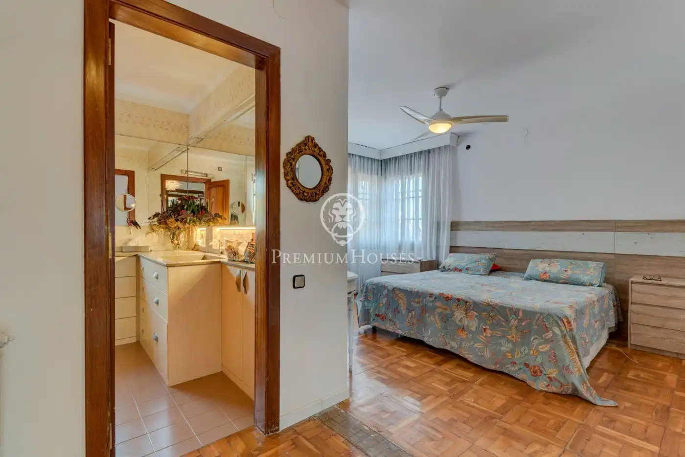 Bedroom of Houses for sale in Vilanova i la Geltrú  with Air Conditioner, Heating and Private garden