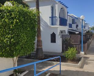 Exterior view of Duplex for sale in San Bartolomé de Tirajana  with Terrace