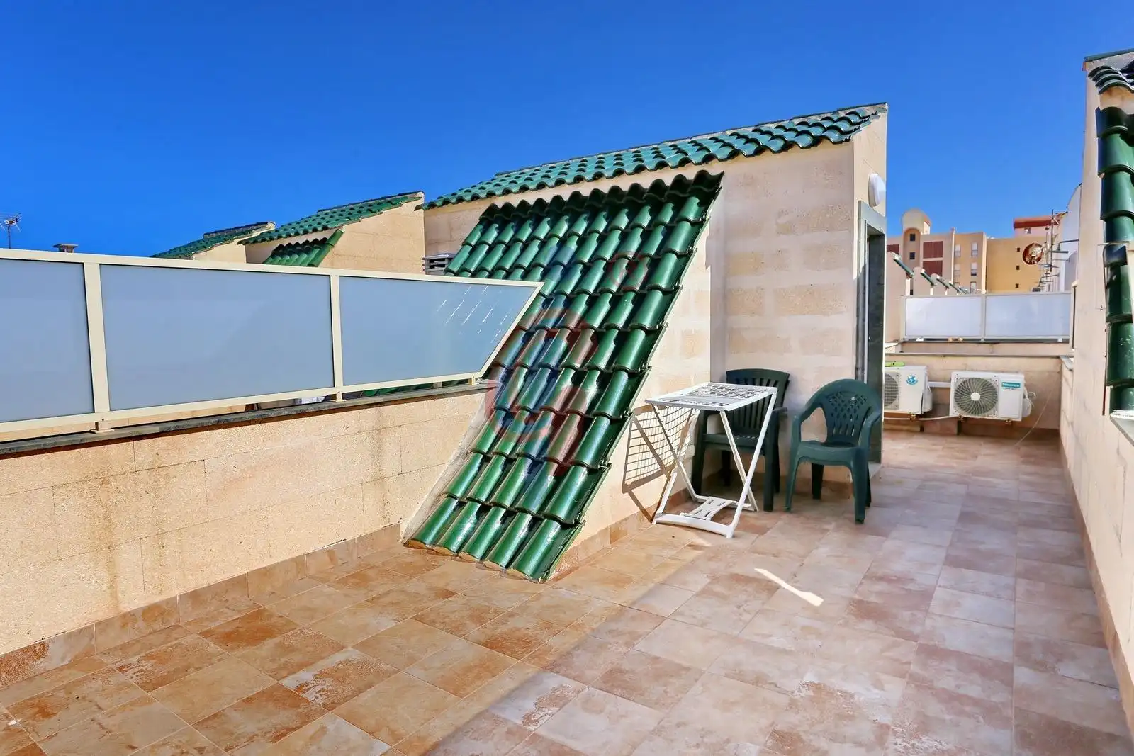 Terrace of Houses for sale in Torrevieja  with Air Conditioner, Terrace and Furnished
