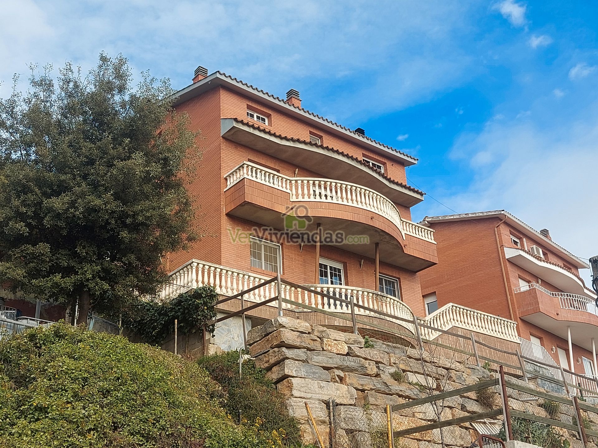 Exterior view of House or chalet for sale in Rubí  with Heating, Private garden and Terrace