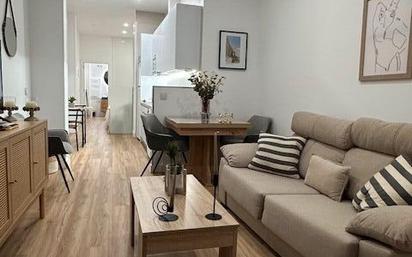 Sala d'estar de Apartament en venda en Badajoz Capital amb Aire condicionat, Moblat i Forn