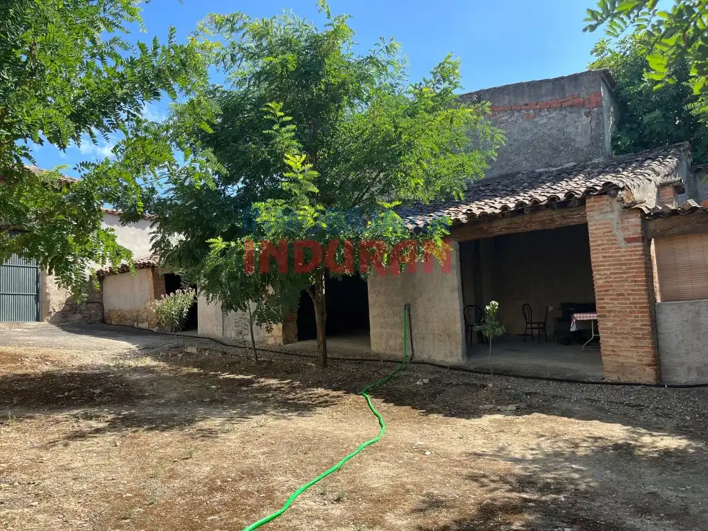 Terrenys i solars en venda a Peraleda de la Mata, imagen 3