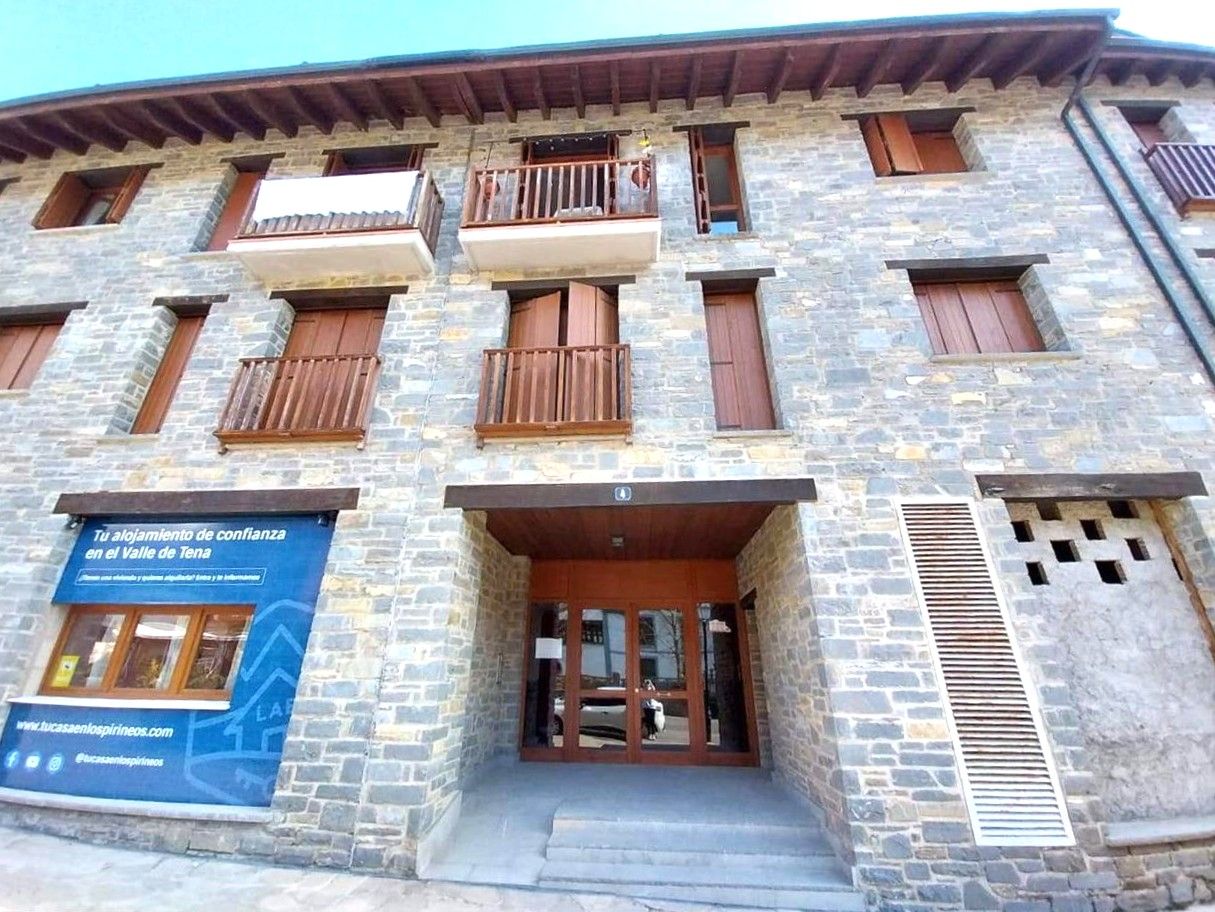 Vista exterior de Apartament en venda en Sallent de Gállego amb Calefacció