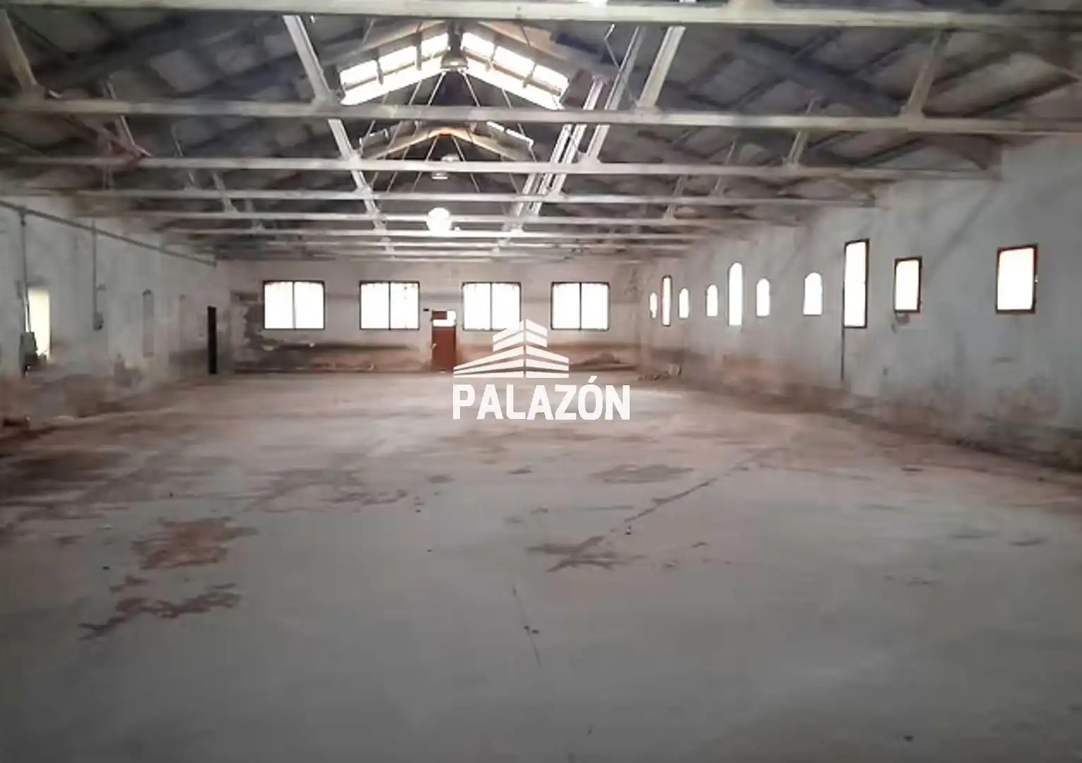 Nave industrial in affitto a Cv. 868 km. 0,6