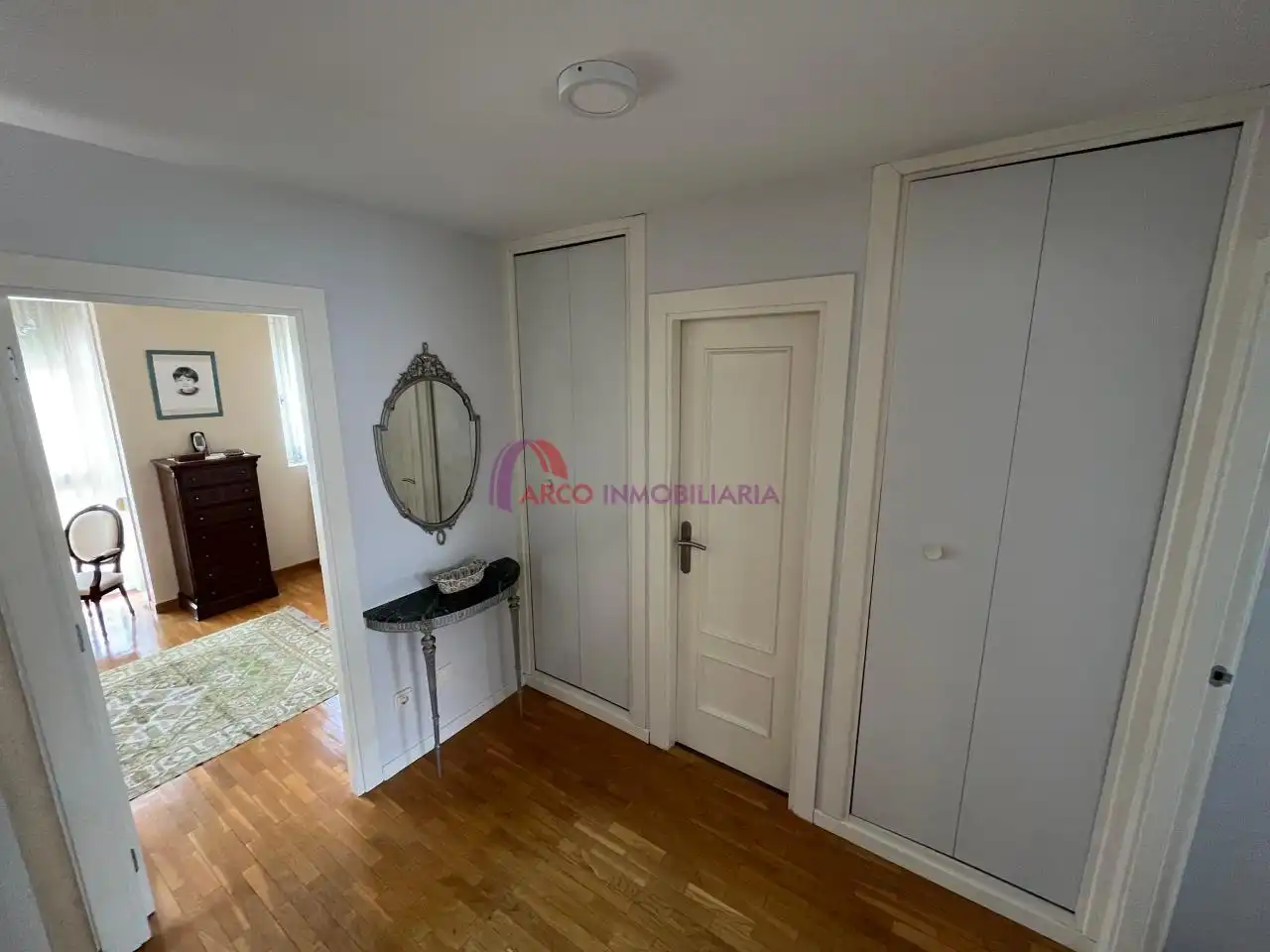 Detached homes for sale in Burgos  with Heating, Private garden and Parquet flooring