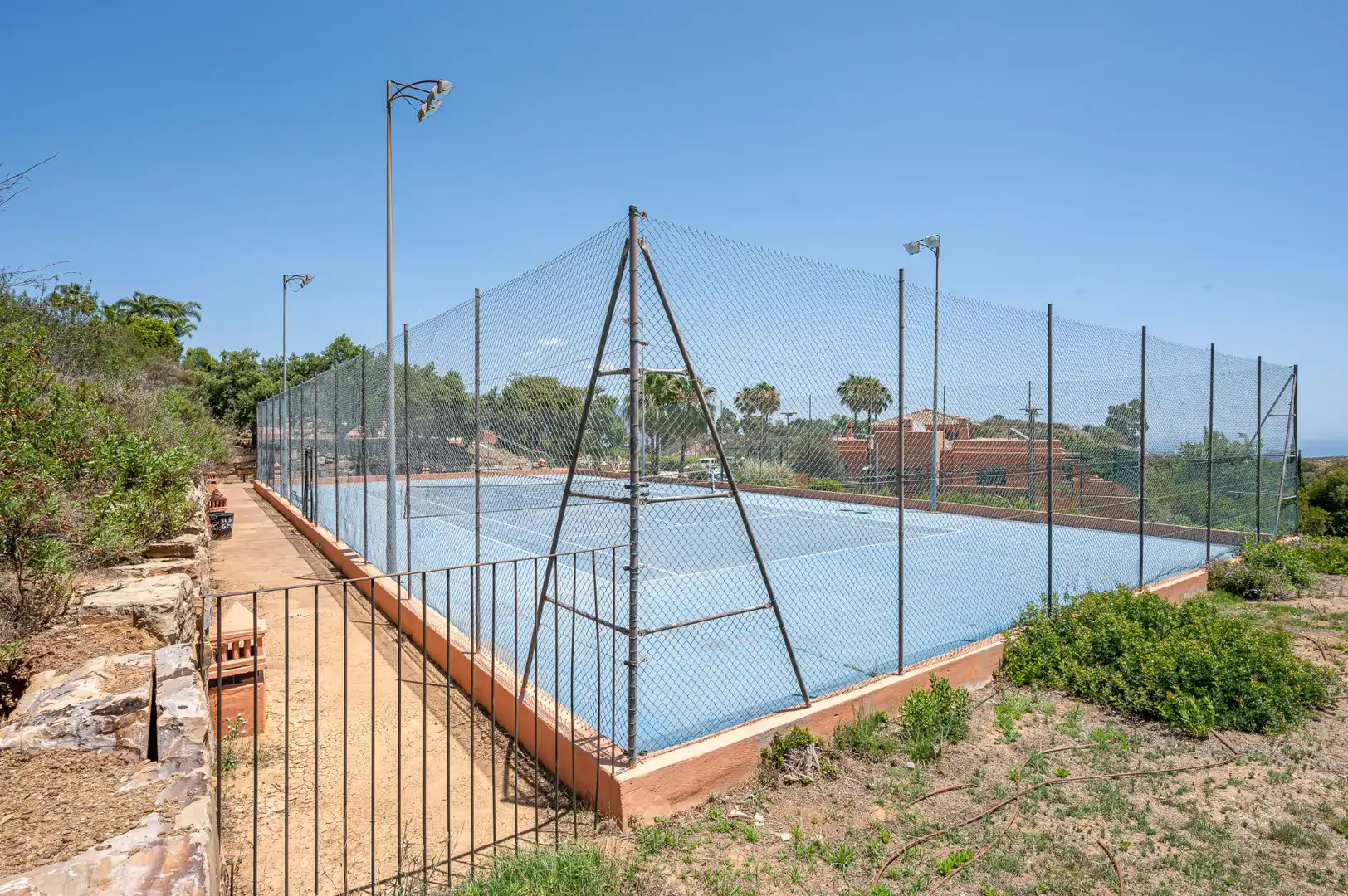 Schwimmbecken von Wohnungen zum Verkauf in Ojén mit Klimaanlage, Heizung und Terrasse