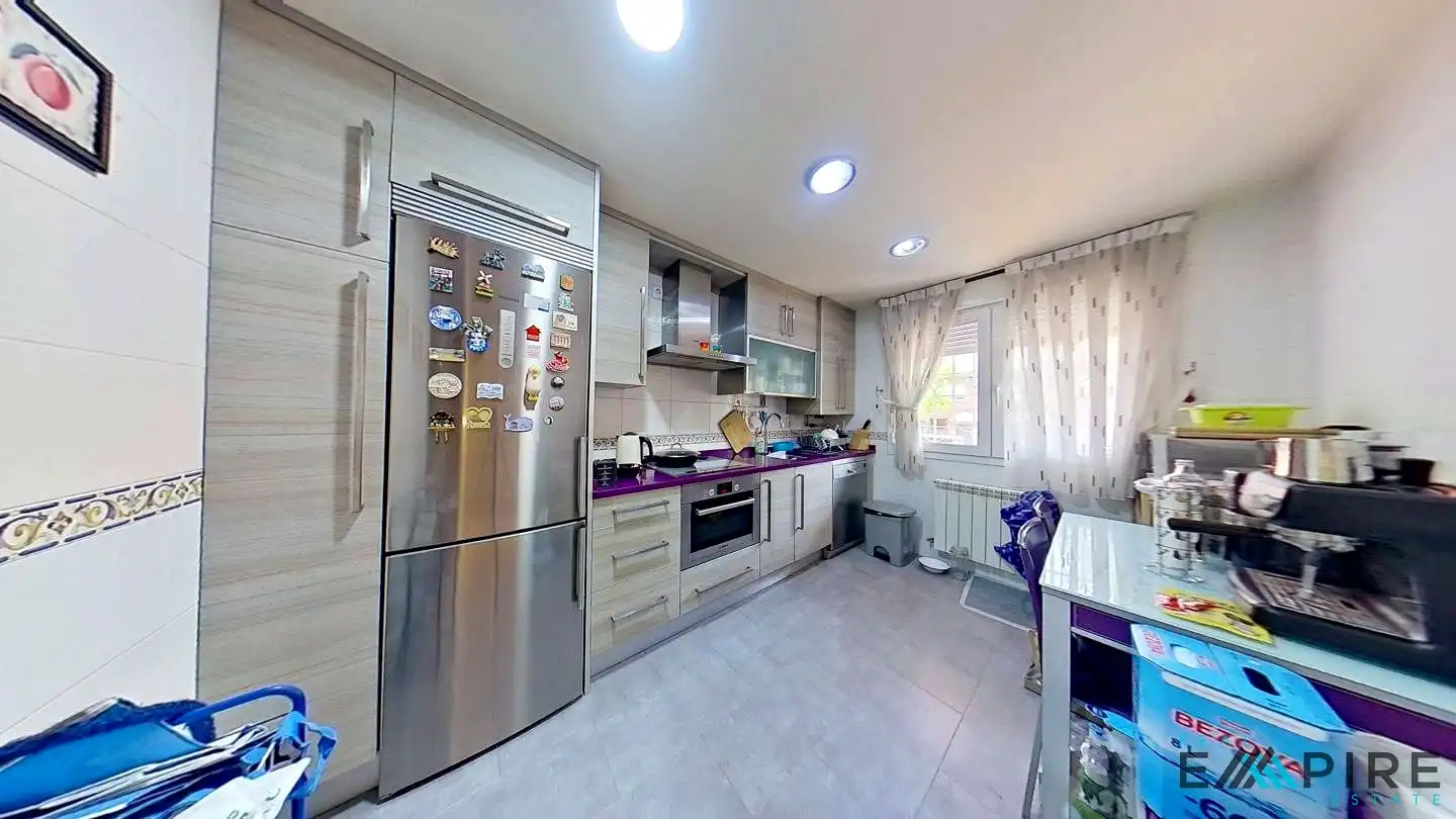 Cocina de Casa adosada en venta en Valdemoro con Aire acondicionado, Calefacción y Amueblado