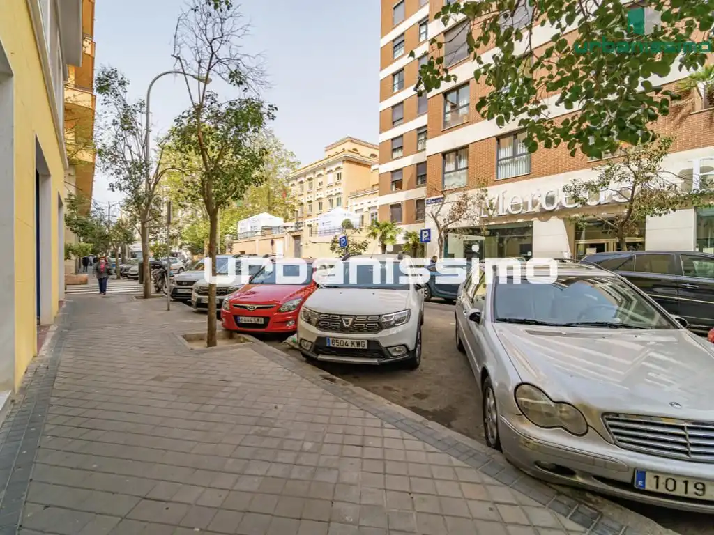 Vista exterior de Pis de lloguer en Madrid amb Aire condicionat, Calefacció i Moblat