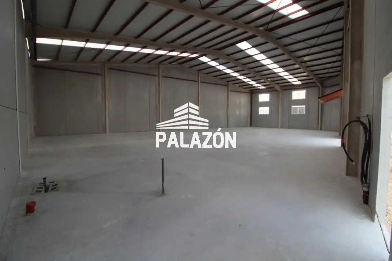 Nau industrial en venda a Crevillent, imagen 3