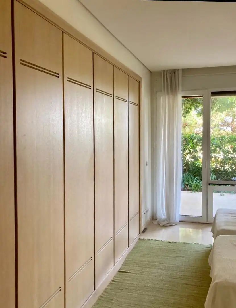 Habitación de Planta baja en venta en Sotogrande con Aire acondicionado, Terraza y Piscina