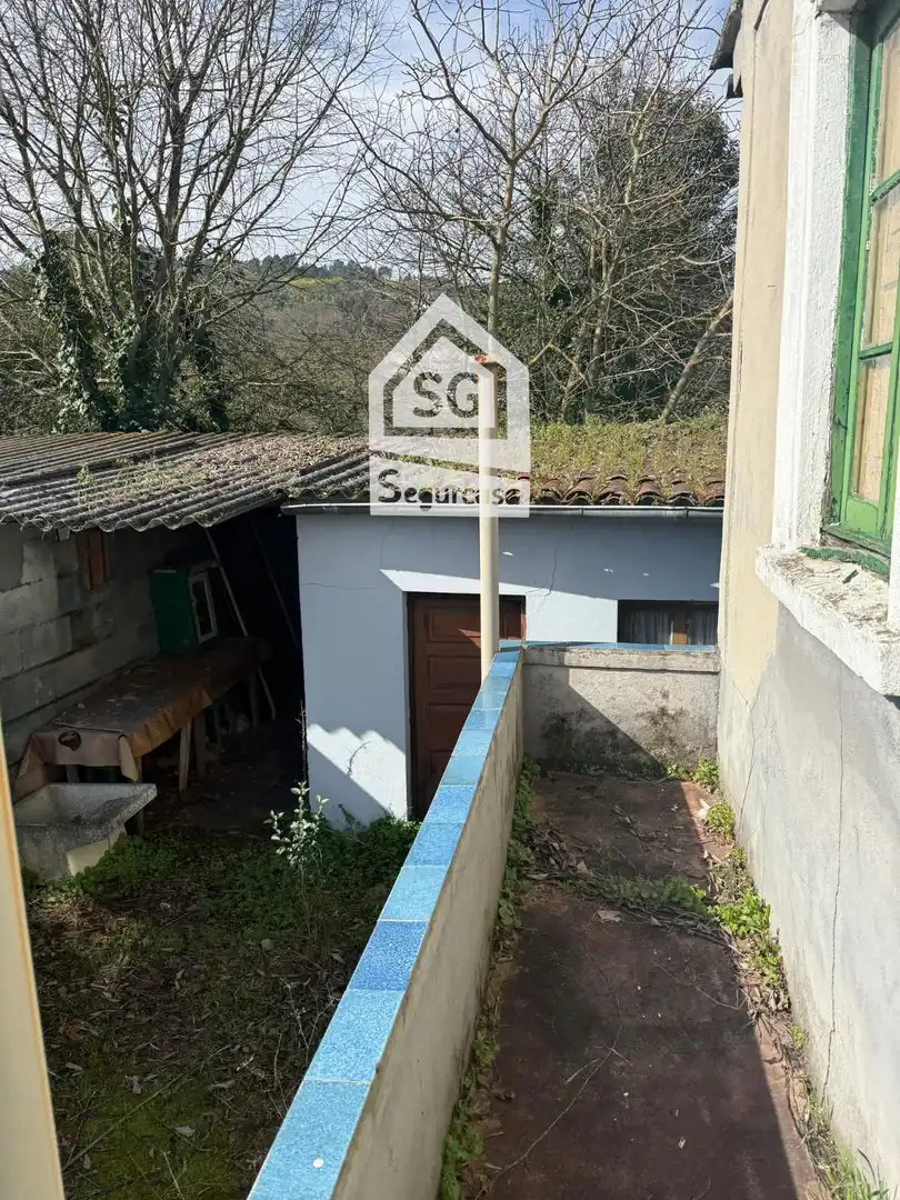 Exterior view of Houses for sale in Ourense Capital 