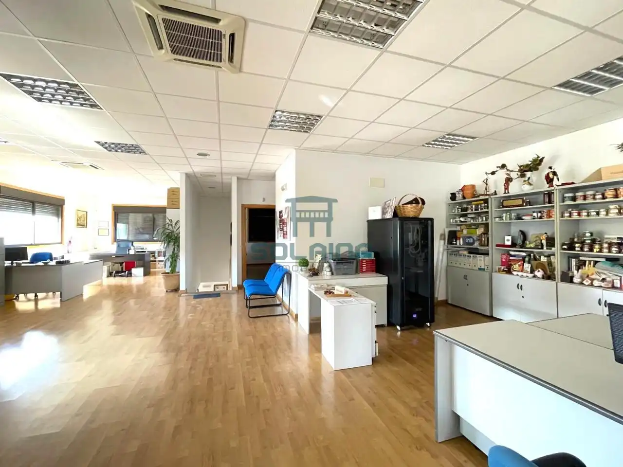 Industrial building for sale in San Cibrao das Viñas, imagen 4