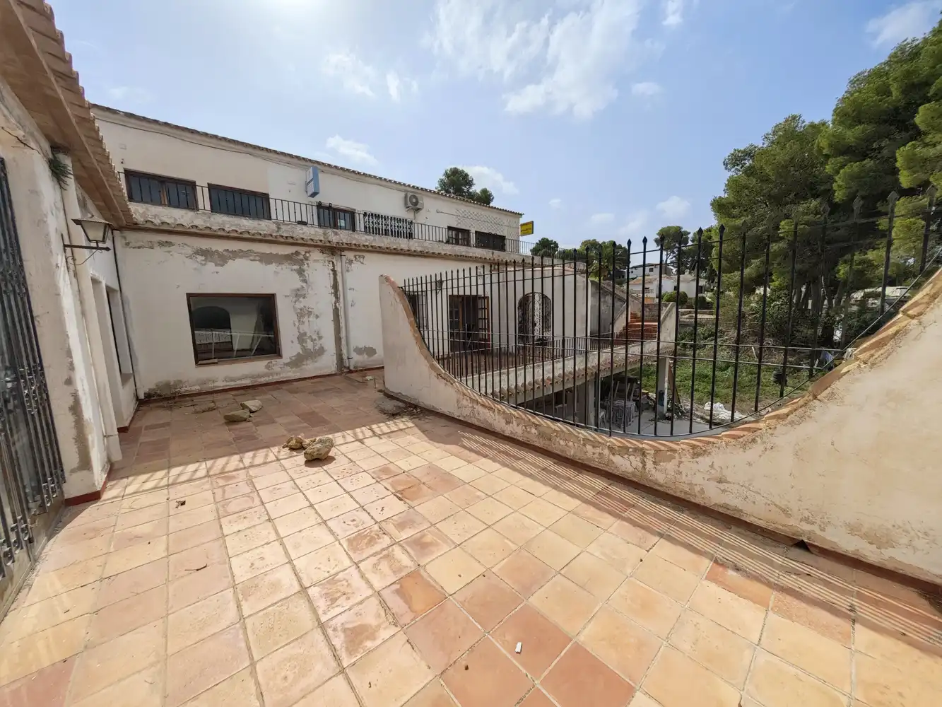 Außenansicht von Geschaftsraum zum Verkauf in Moraira mit Terrasse