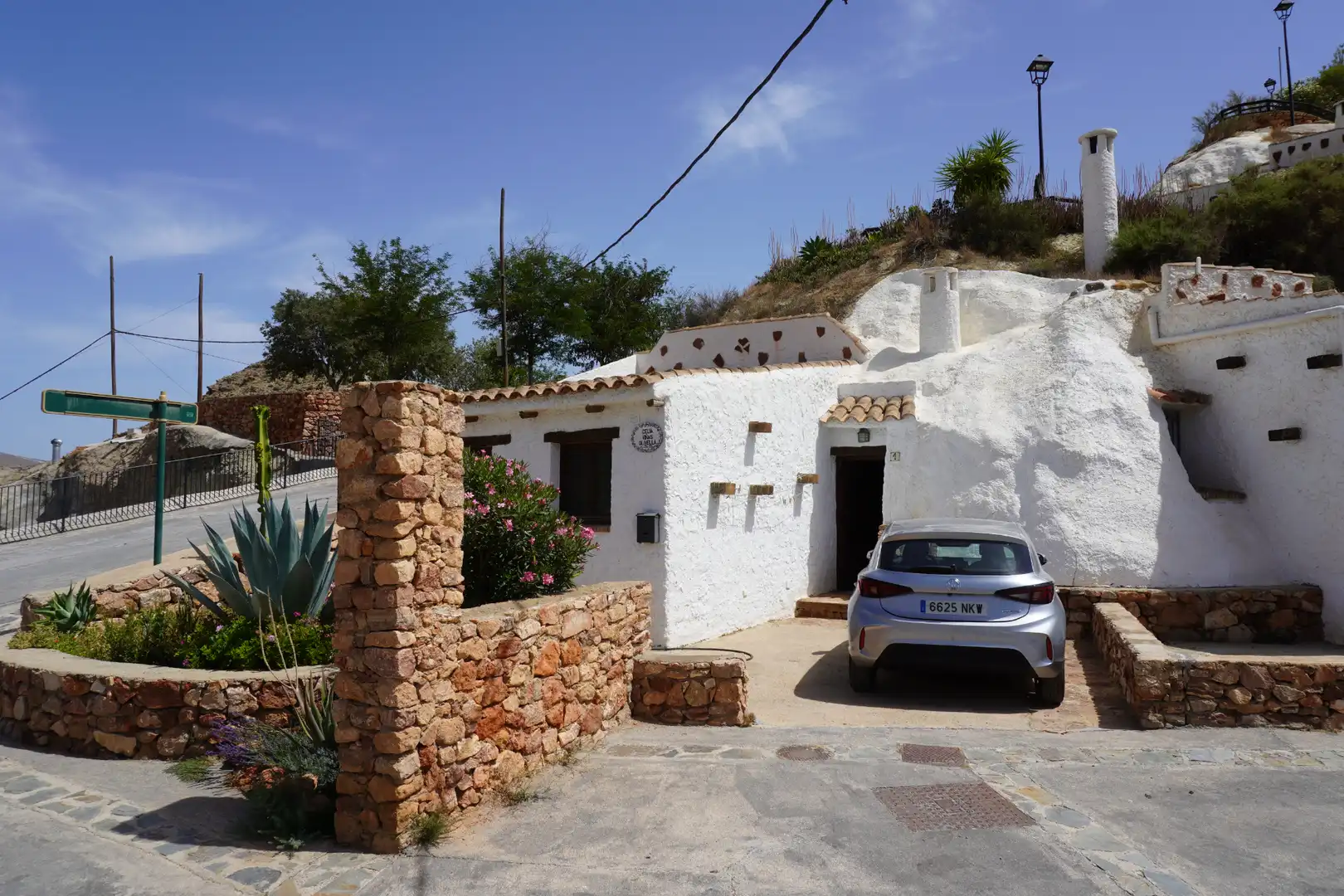 Vista exterior de Casa o xalet en venda en Terque amb Terrassa, Moblat i Rentadora