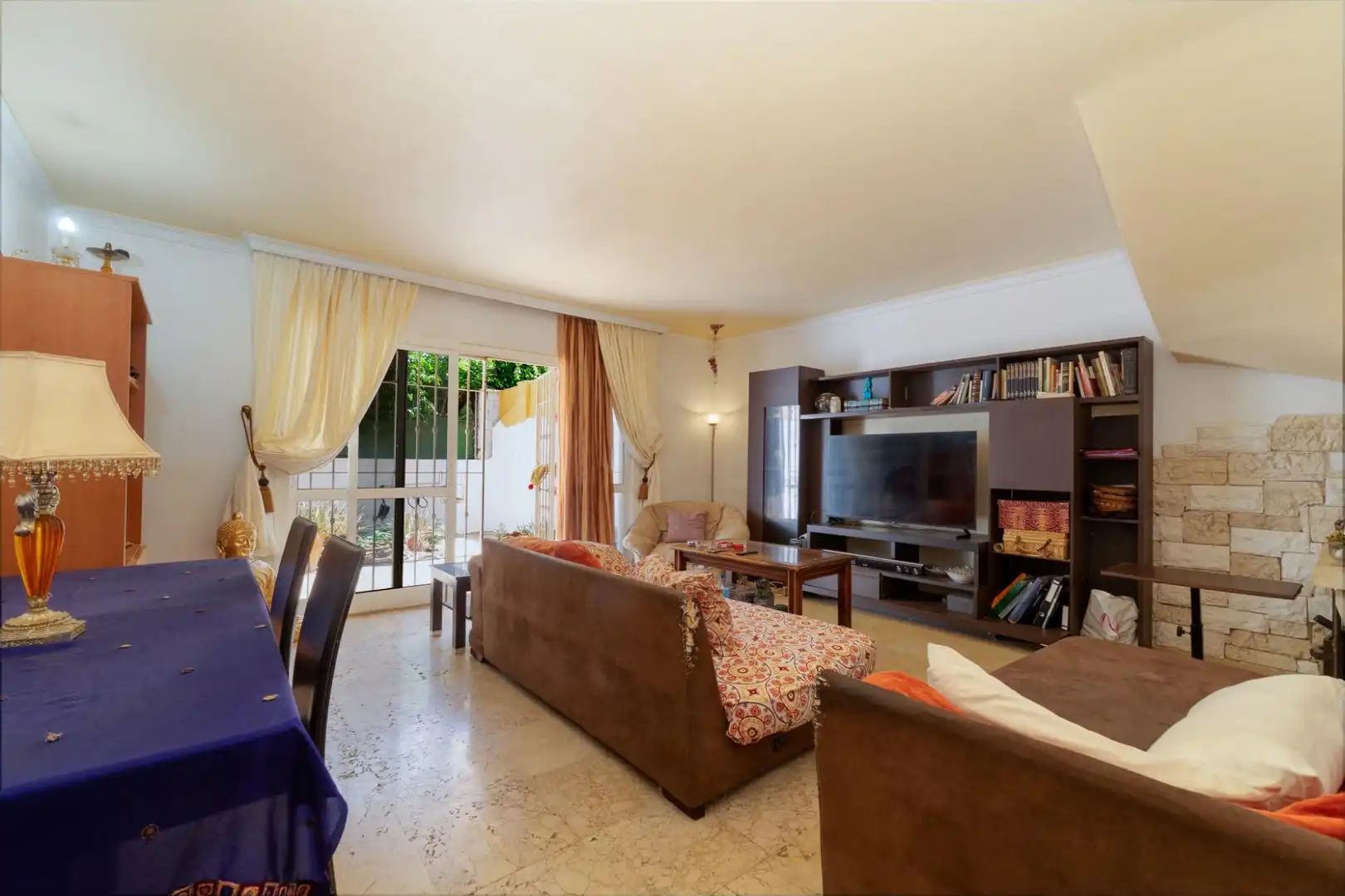 Maison mitoyenne avec jardin à vendre à Calle Jorge Guillén