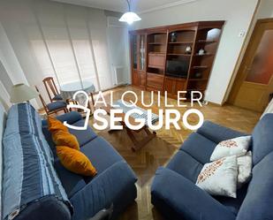 Living room of Flat to rent in  Madrid Capital  with Air Conditioner, Heating and Terrace