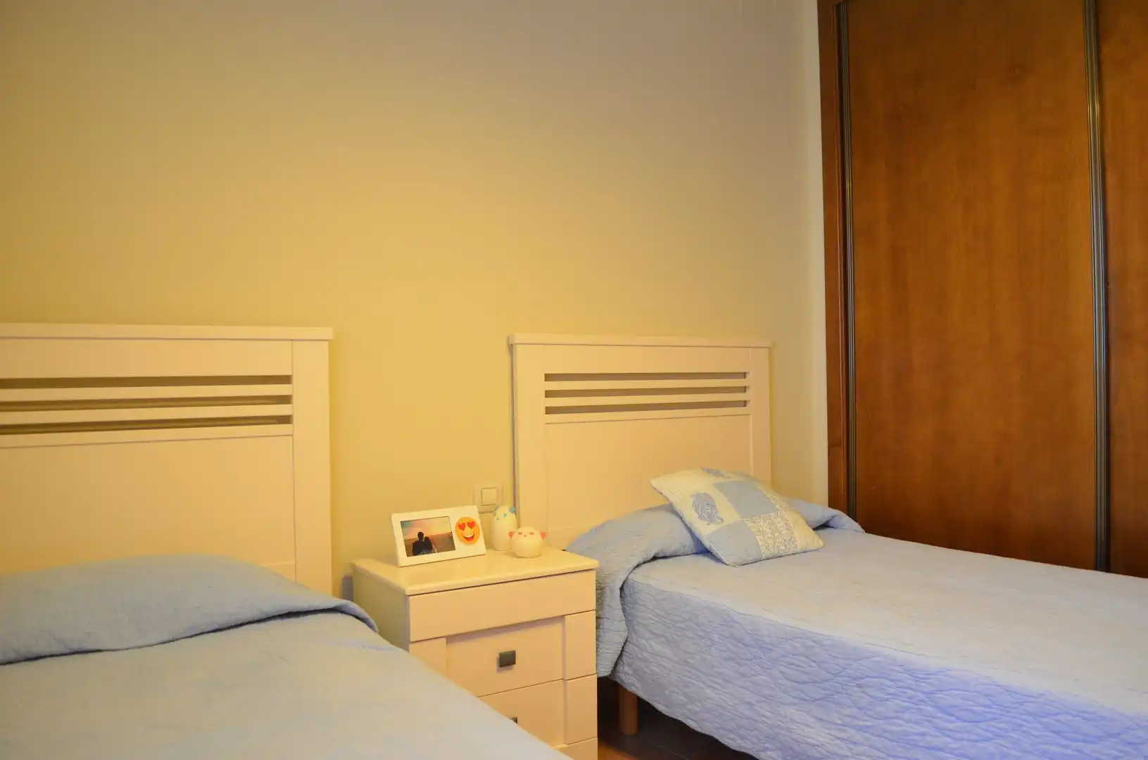 Schlafzimmer von Wohnungen zum Verkauf in Ayamonte mit Klimaanlage, Terrasse und Abstellraum