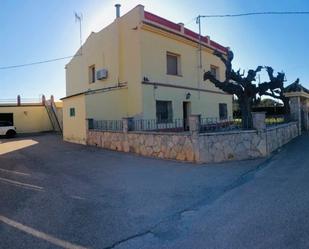 Vista exterior de Finca rústica en venda en Castellet i la Gornal amb Calefacció, Jardí privat i Terrassa