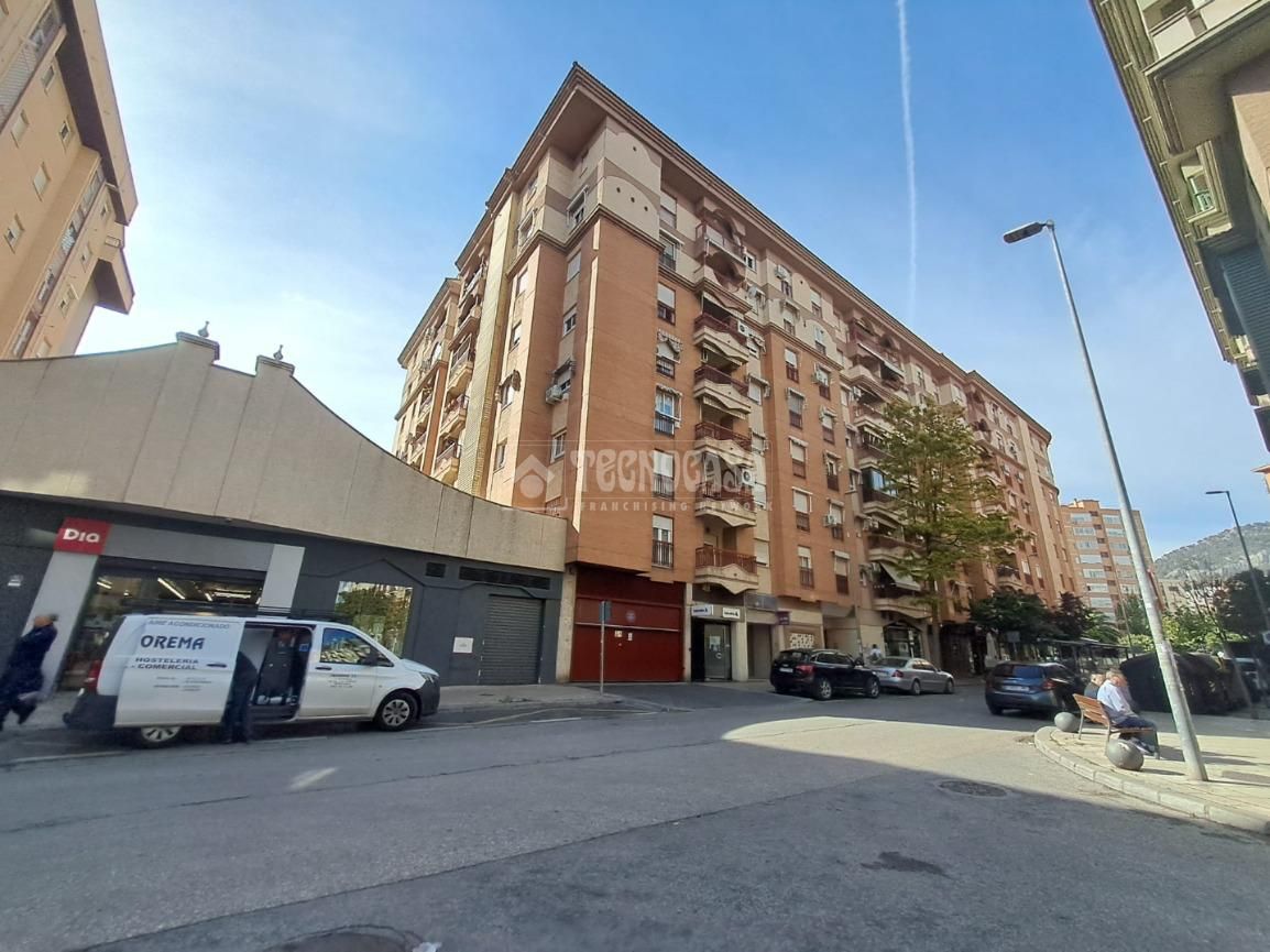 Garage for sale in Renfe - Bulevar 1ª y 2ª Fase