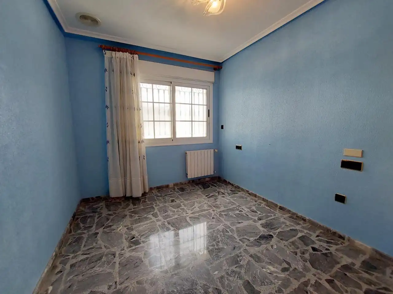 Casa o chalet en venta en Elche / Elx con Aire acondicionado y Jardín privado