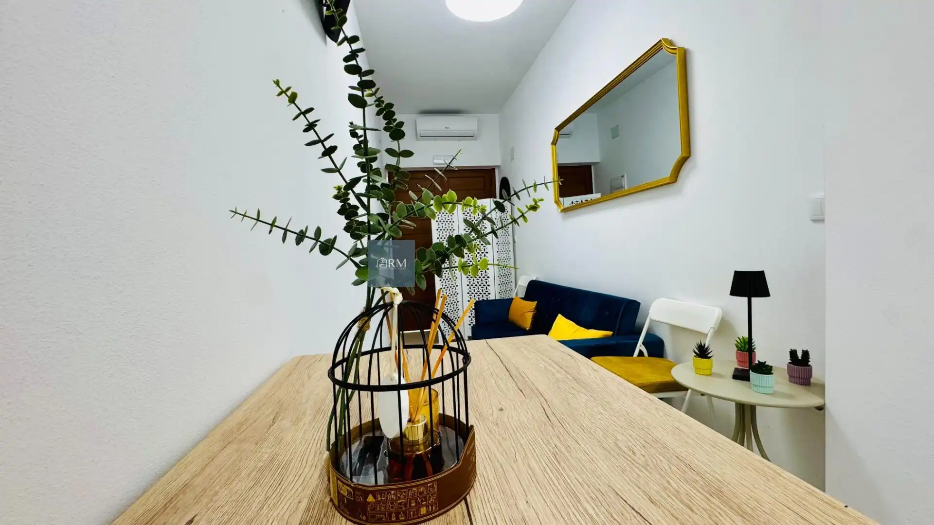 Comedor de Apartamento de alquiler en Sanlúcar de Barrameda con Aire acondicionado, Amueblado y Balcón