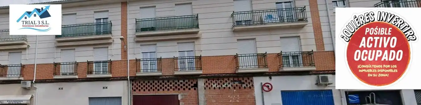 Piso con piscina en venta en Calle ALAMILLOS