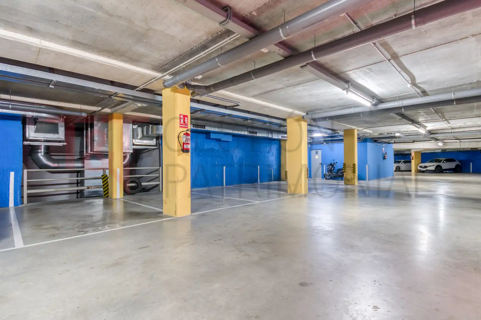 Parking of Flat for sale in Sabadell  with Air Conditioner, Heating and Terrace