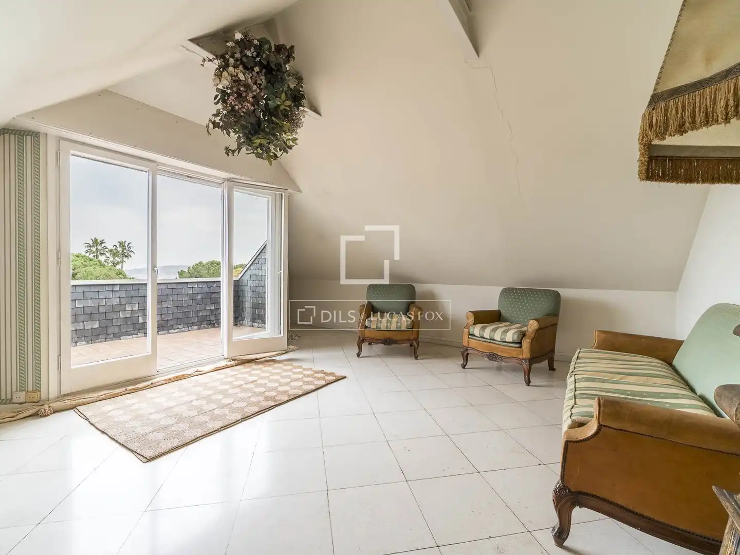Sala de estar de Casa o chalet en venta en Barcelona con Calefacción, Jardín privado y Trastero