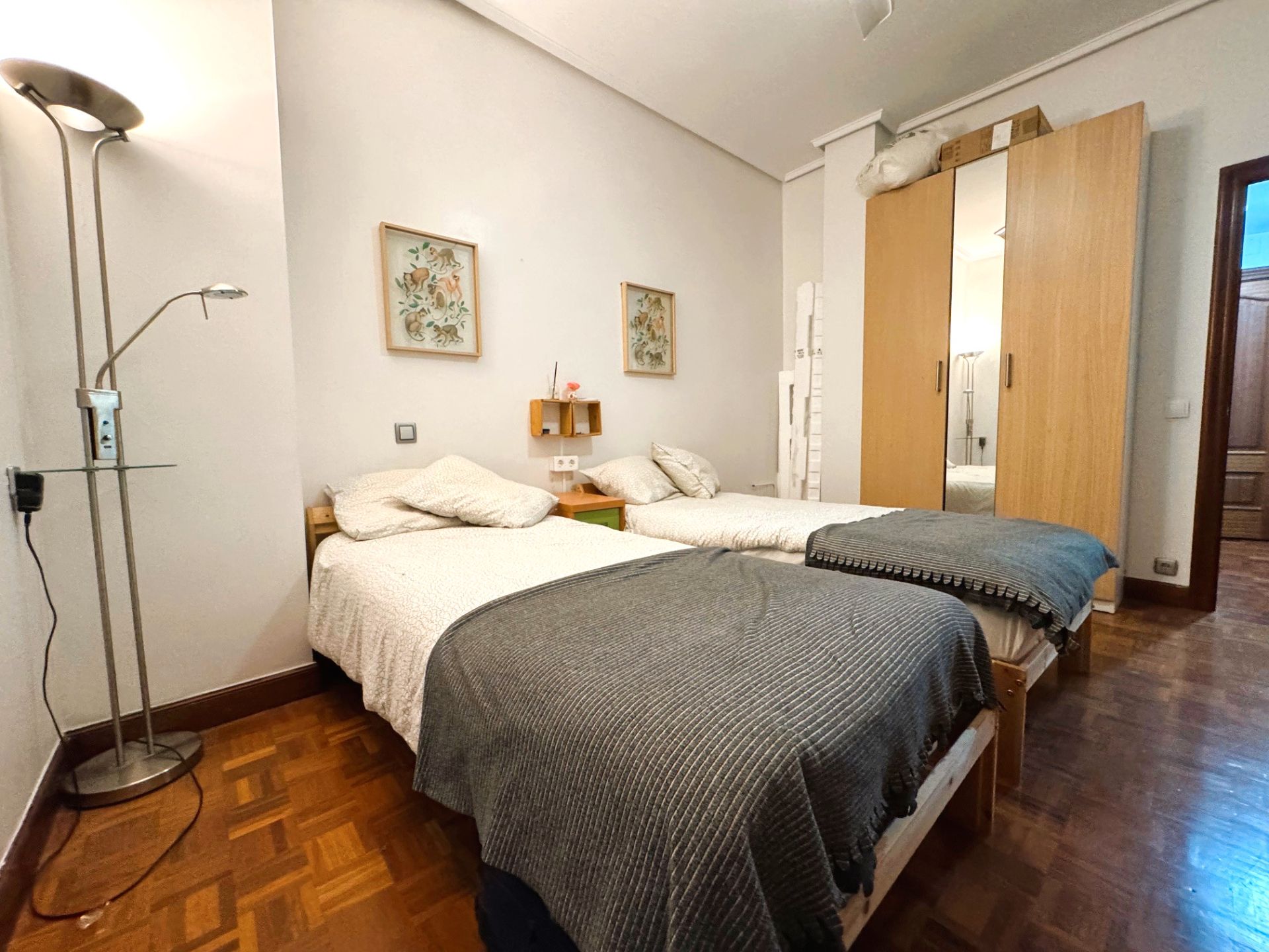 Bedroom of Flat for sale in Bilbao 