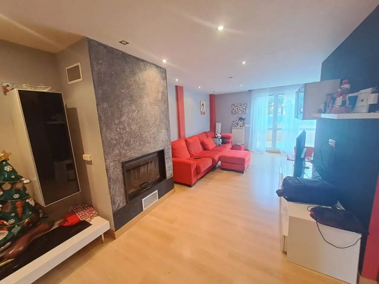 Sala de estar de Casa o chalet en venta en Valdorros con Calefacción, Jardín privado y Terraza
