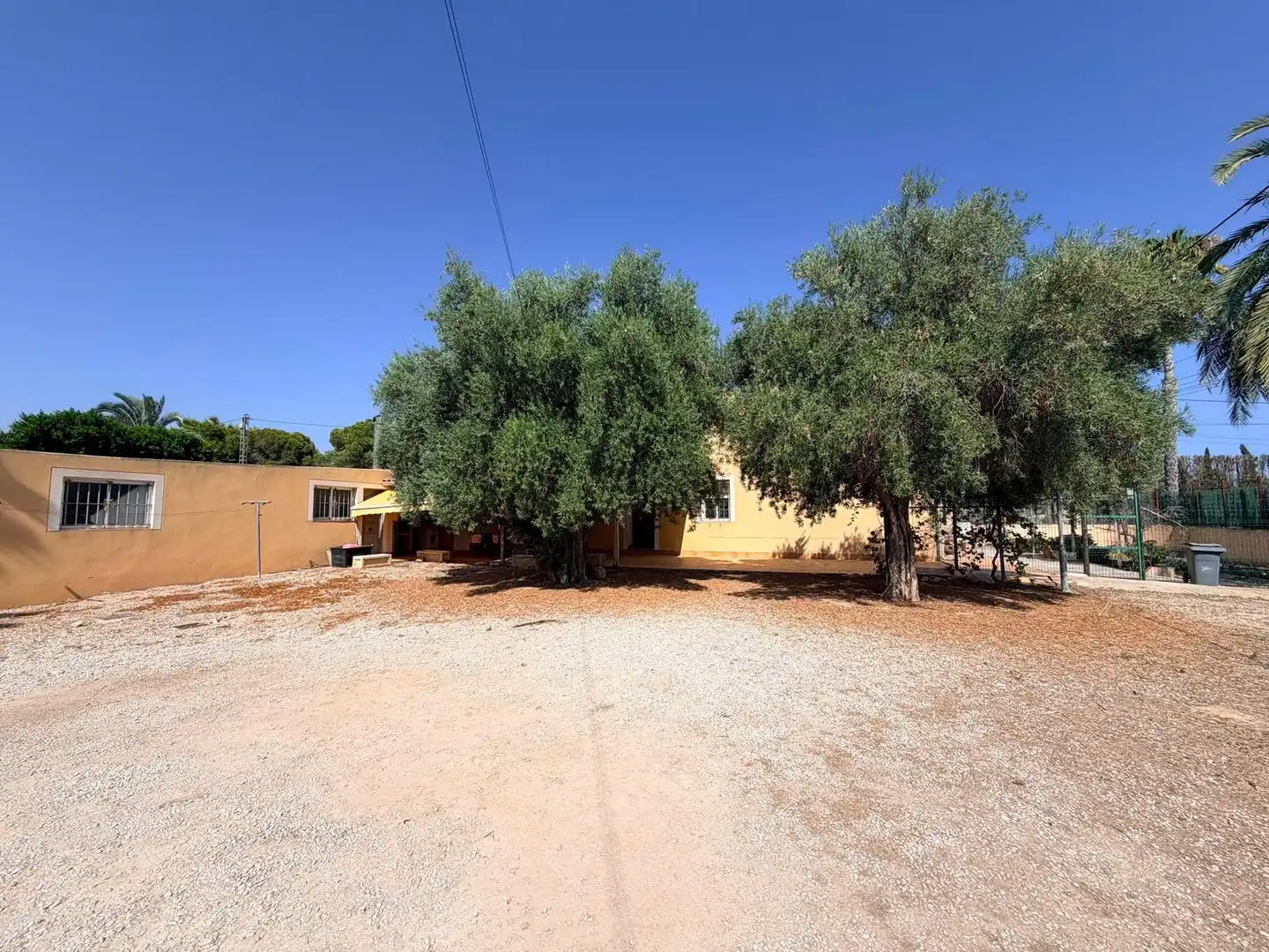 Vista exterior de Casa o chalet de alquiler en Elche / Elx con Aire acondicionado, Calefacción y Jardín privado