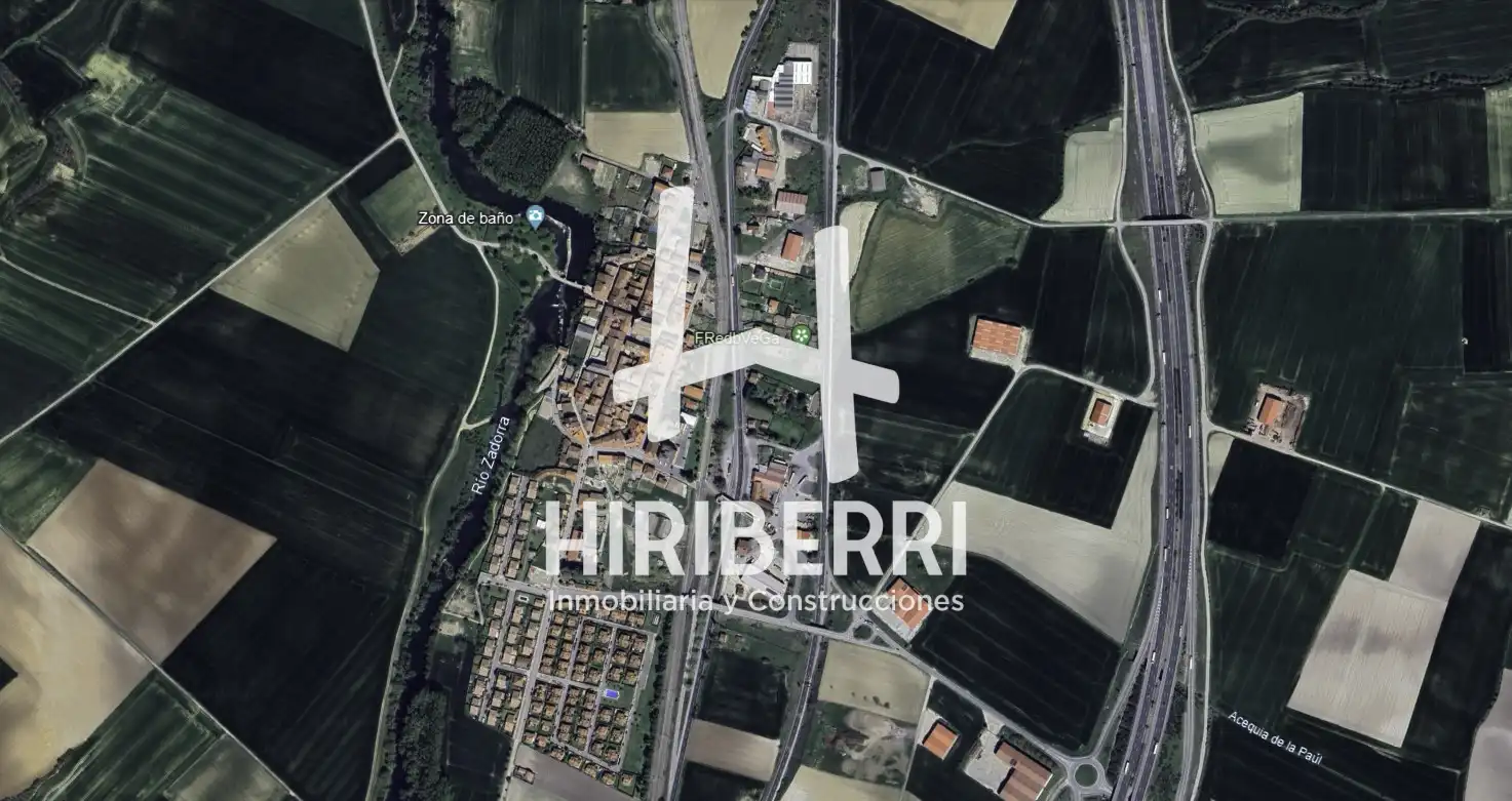 Industrial land for sale in La Puebla de Arganzón 