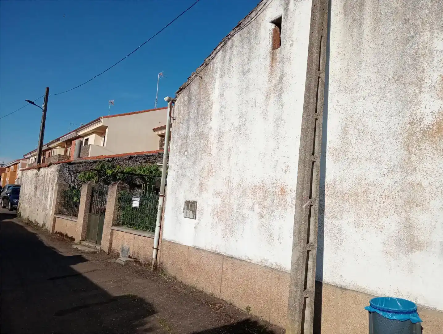 Vista exterior de Planta baja en venta en Saelices el Chico