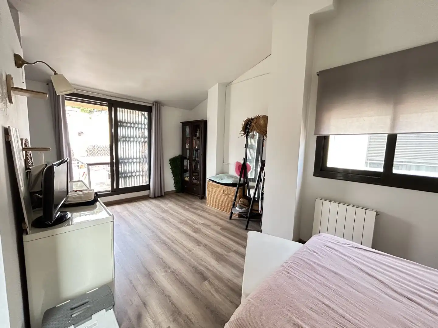 Dormitori de Pis en venda en Vallirana amb Aire condicionat, Calefacció i Terrassa
