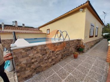 Casa amb piscina en venda a Nuestra Sra. del Pilar