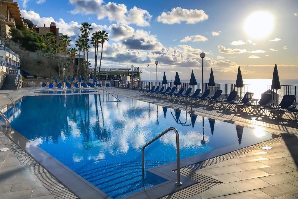 Swimming pool of Flat to rent in Mogán  with Air Conditioner, Terrace and Furnished